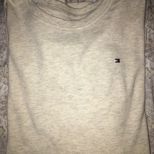 Tommy Hilfiger long sleeve 🔥